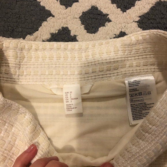 H&M short skirt - size 2 - Picture 3 of 4